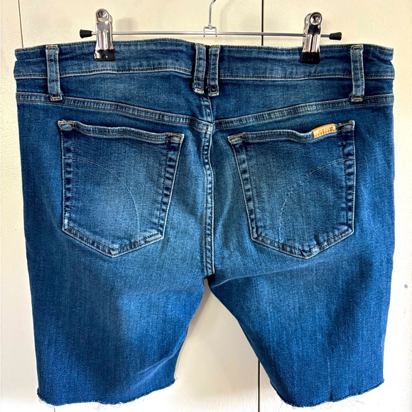 Joe’s Jeans Distressed Denim Shorts - Picture 2 of 4